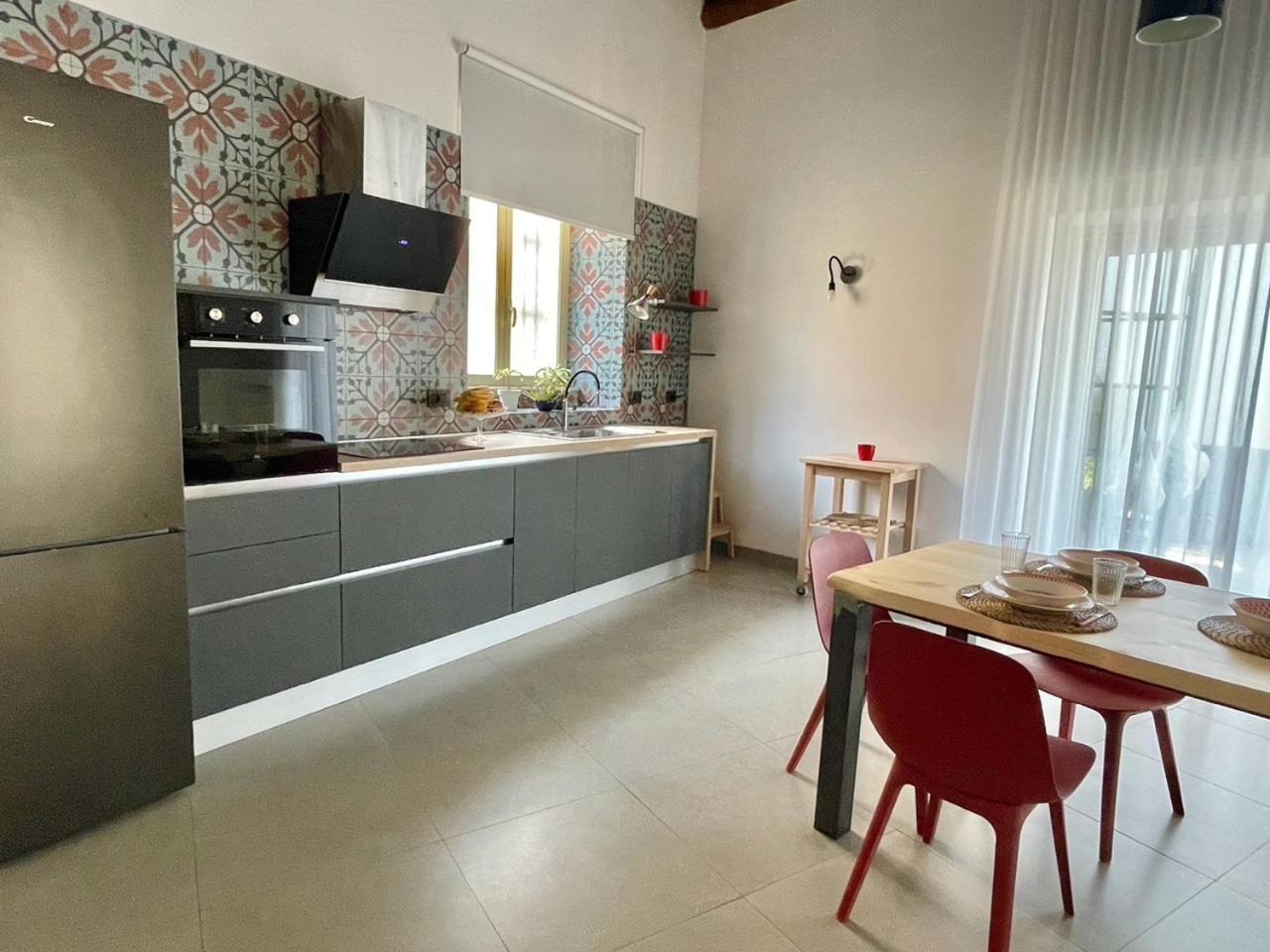 Sotto Il Fortino, Casa Vacanze Catania Luaran gambar
