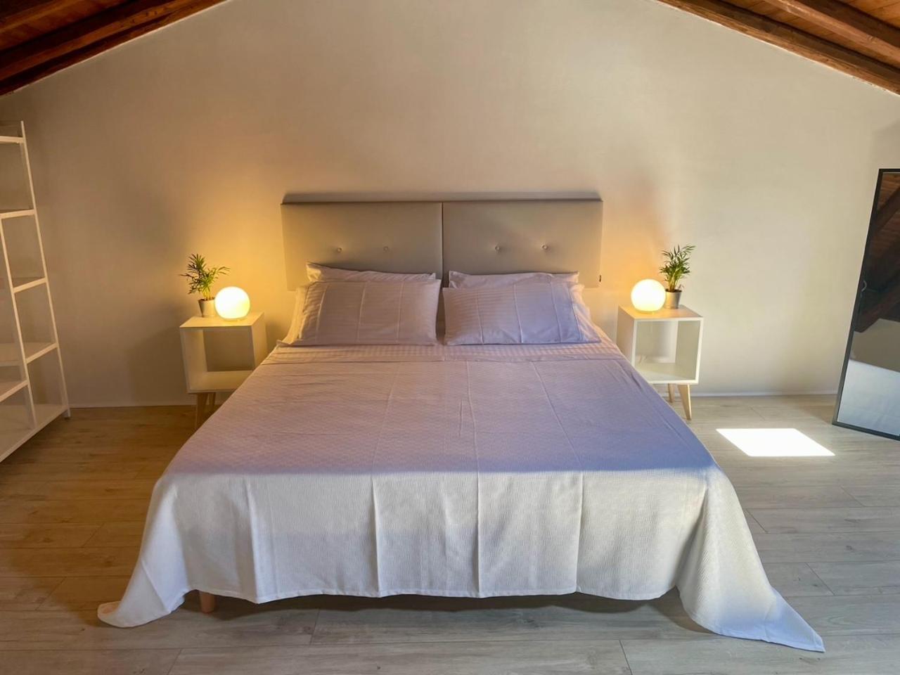 Sotto Il Fortino, Casa Vacanze Catania Luaran gambar
