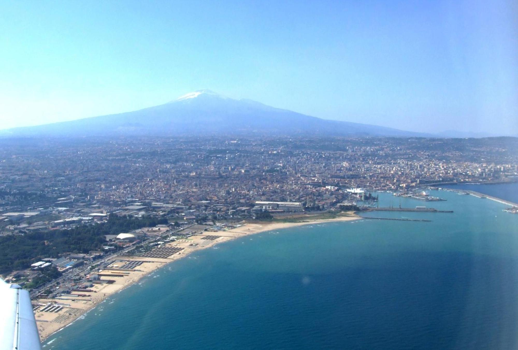 Sotto Il Fortino, Casa Vacanze Catania Luaran gambar